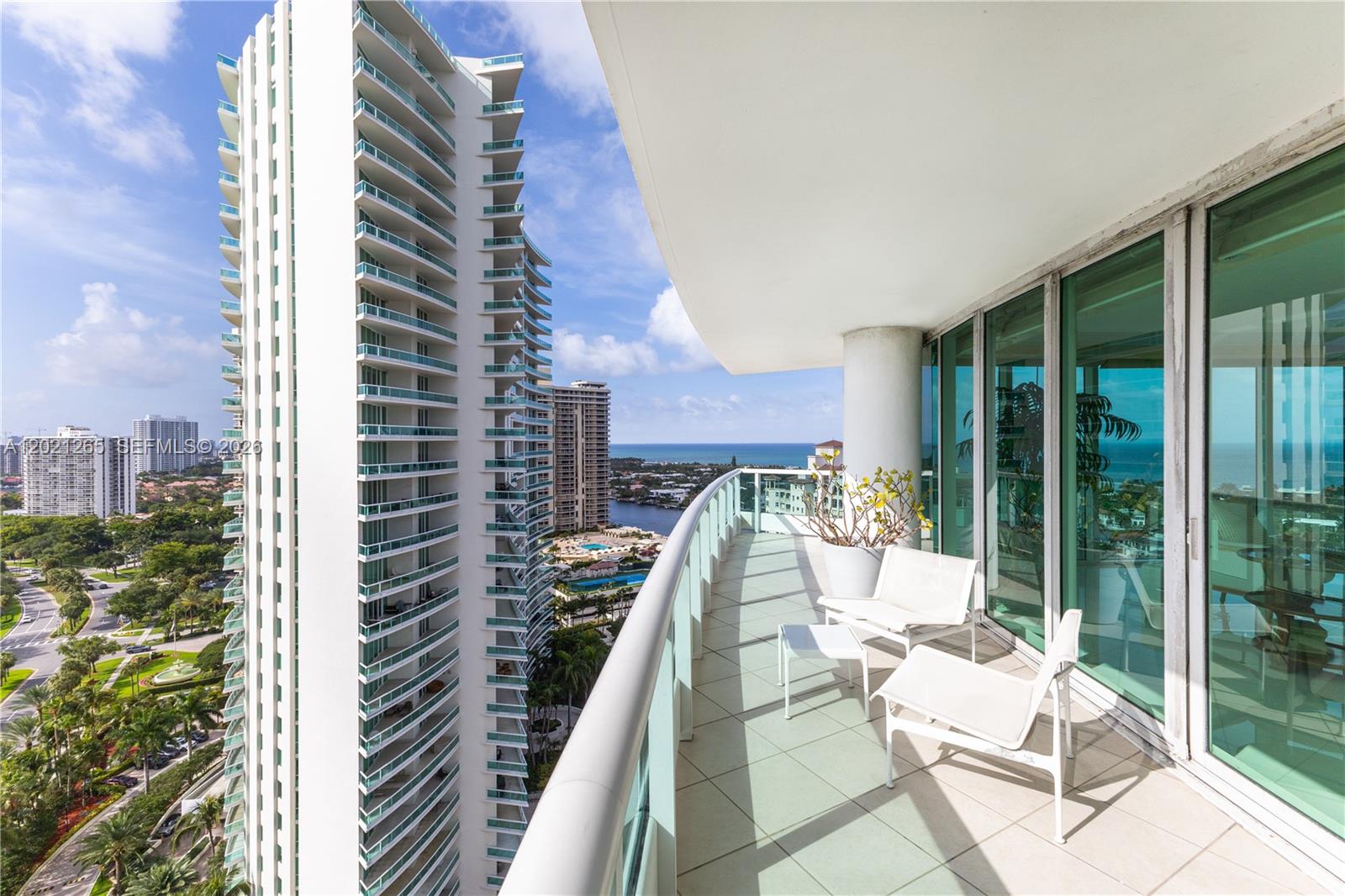 19955 NE 38th #2106 Aventura, FL 33180