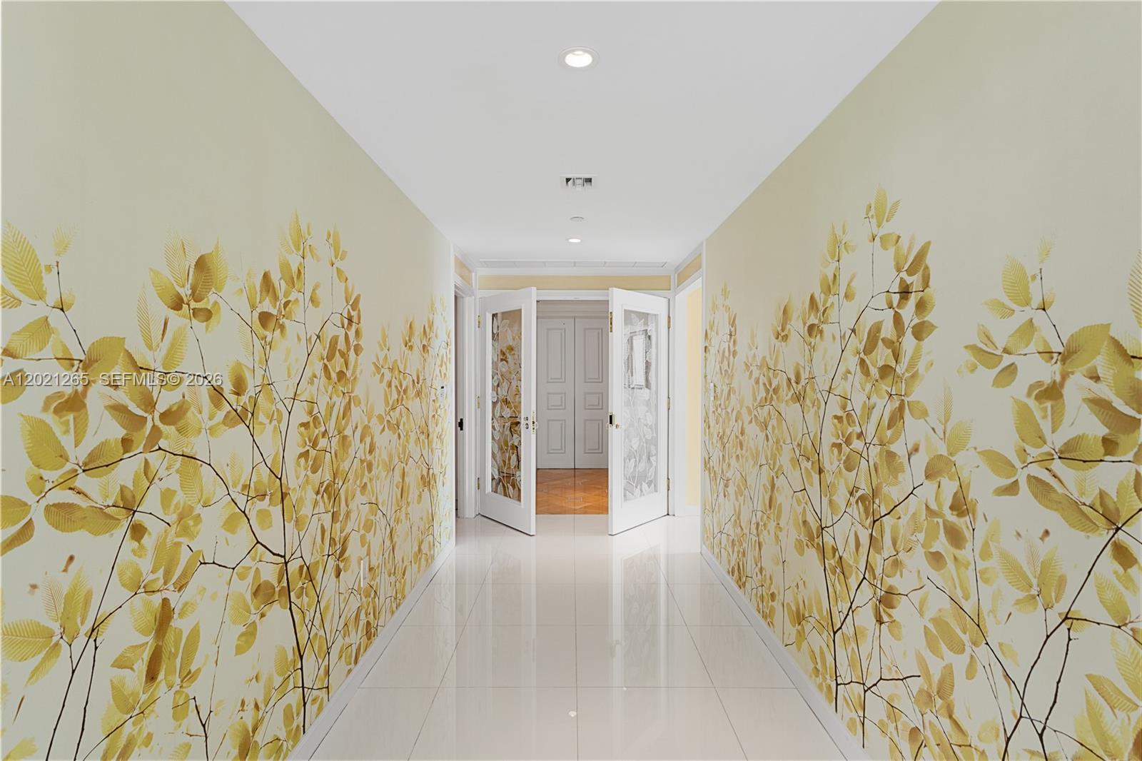 19955 NE 38th #2106 Aventura, FL 33180