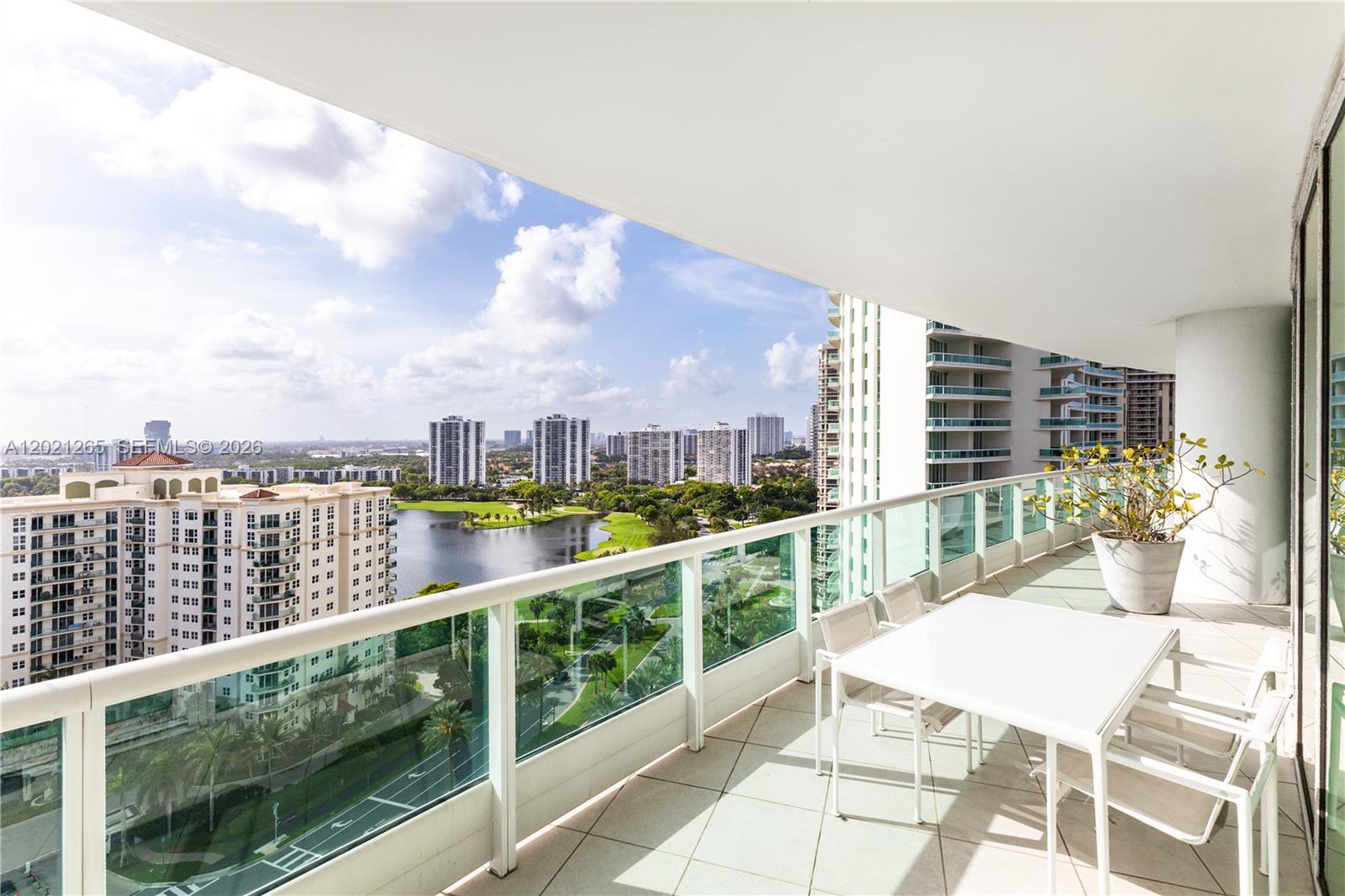19955 NE 38th #2106 Aventura, FL 33180