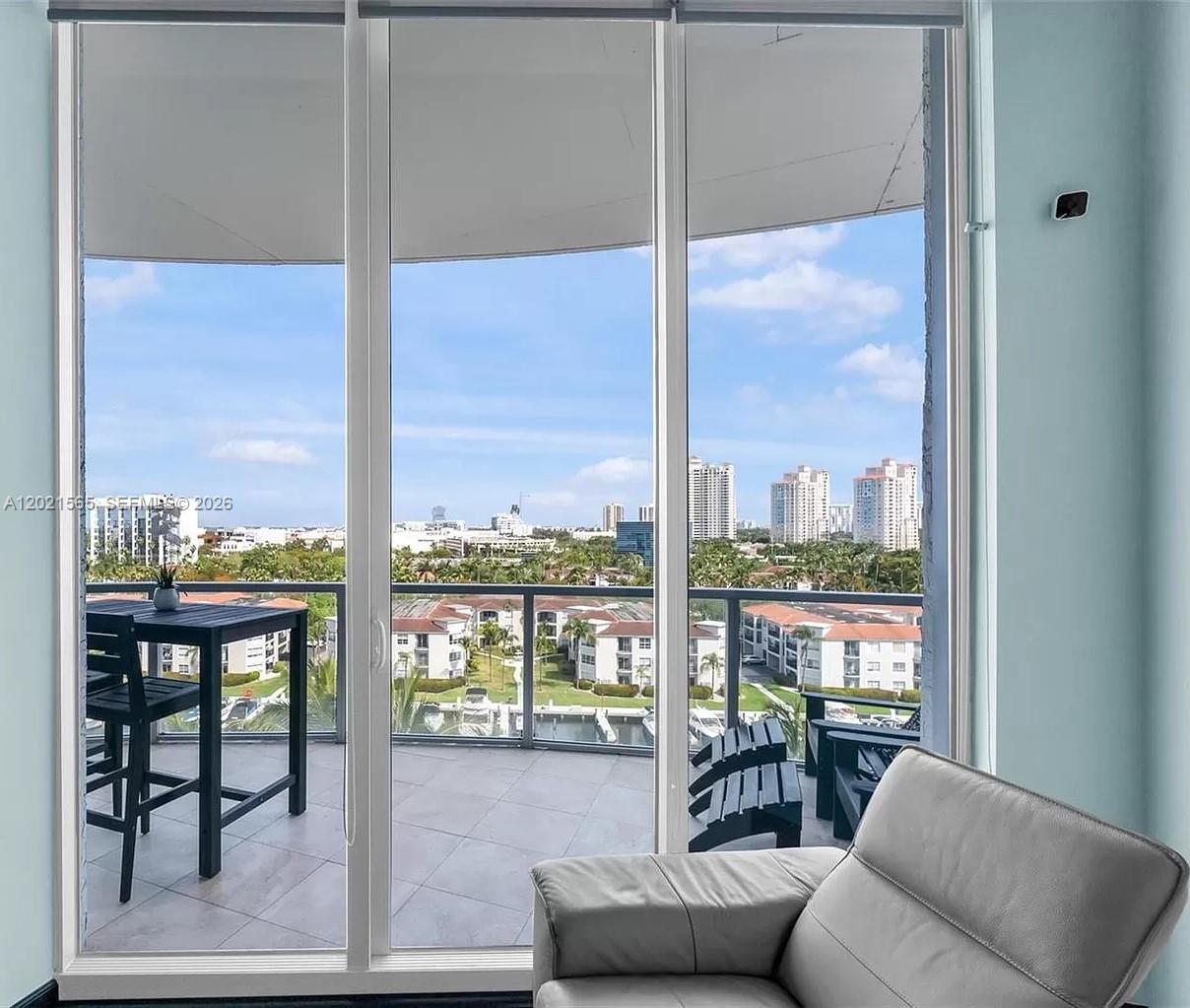 image Uptown Marina Lofts25