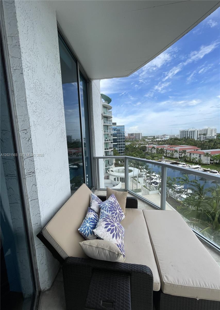 image Uptown Marina Lofts27