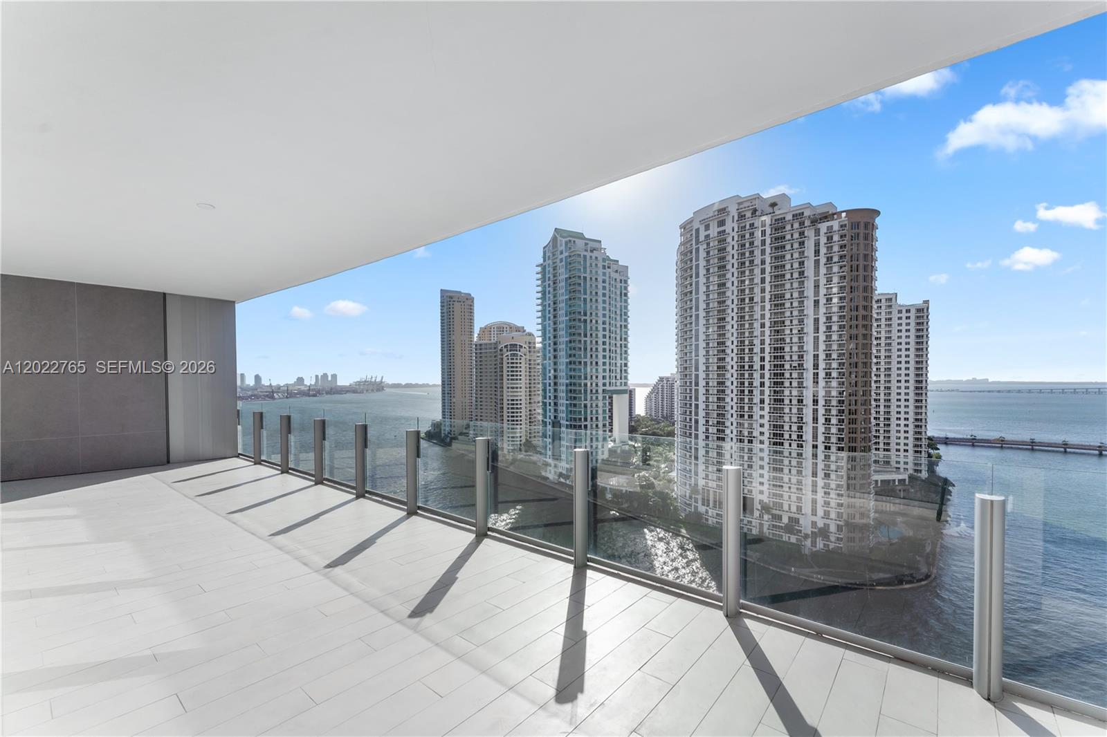 image Aston Martin Residences0