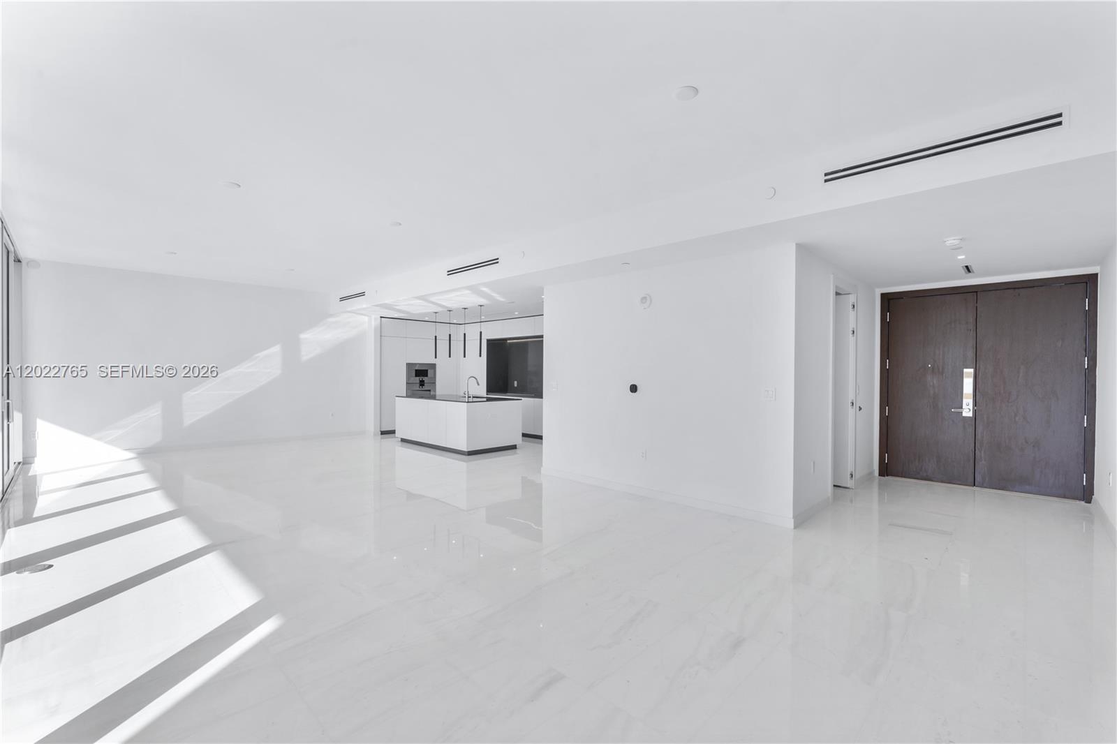300 Biscayne Blvd Way #1802 Miami, FL 33131