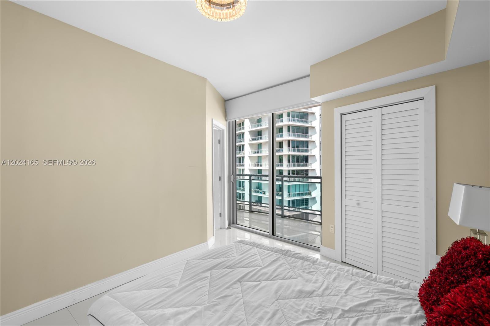 350 S Miami Ave #2515 Miami, FL 33130