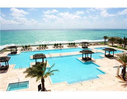image Beach Club 312