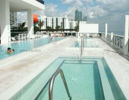 image Beach Club 318