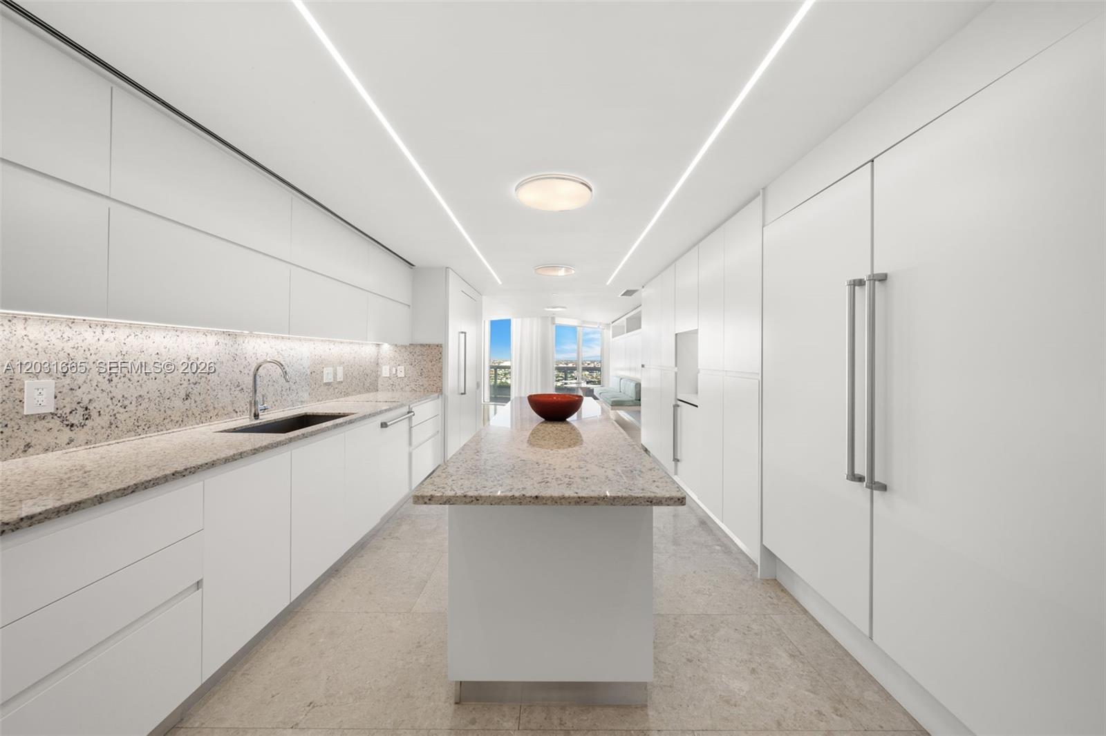 1643 Brickell Ave #4102 Miami, FL 33129