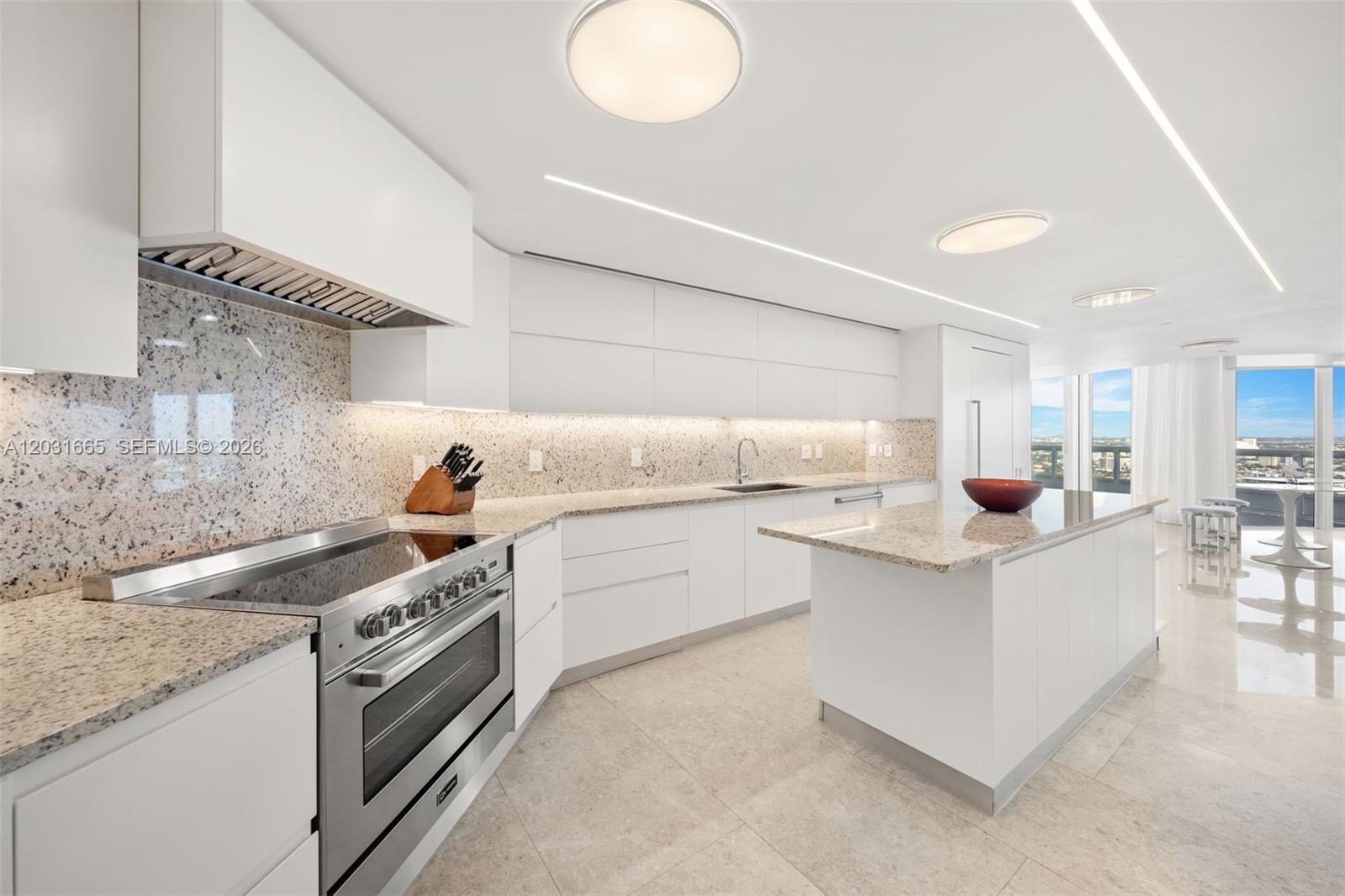1643 Brickell Ave #4102 Miami, FL 33129