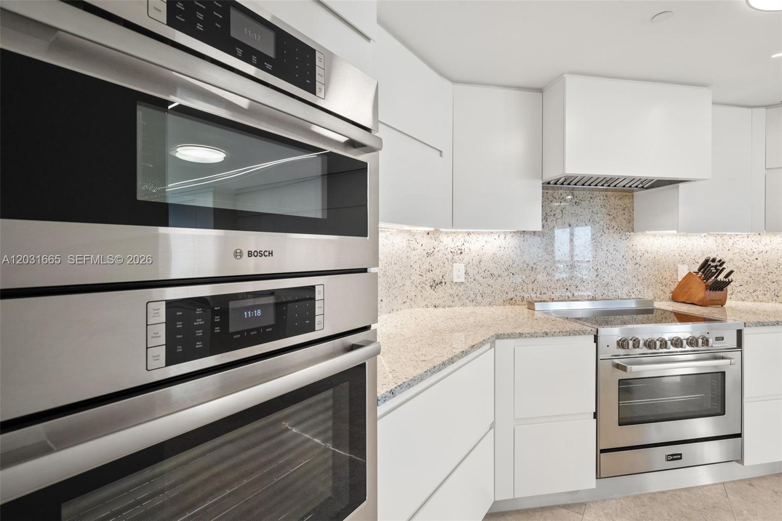 1643 Brickell Ave #4102 Miami, FL 33129