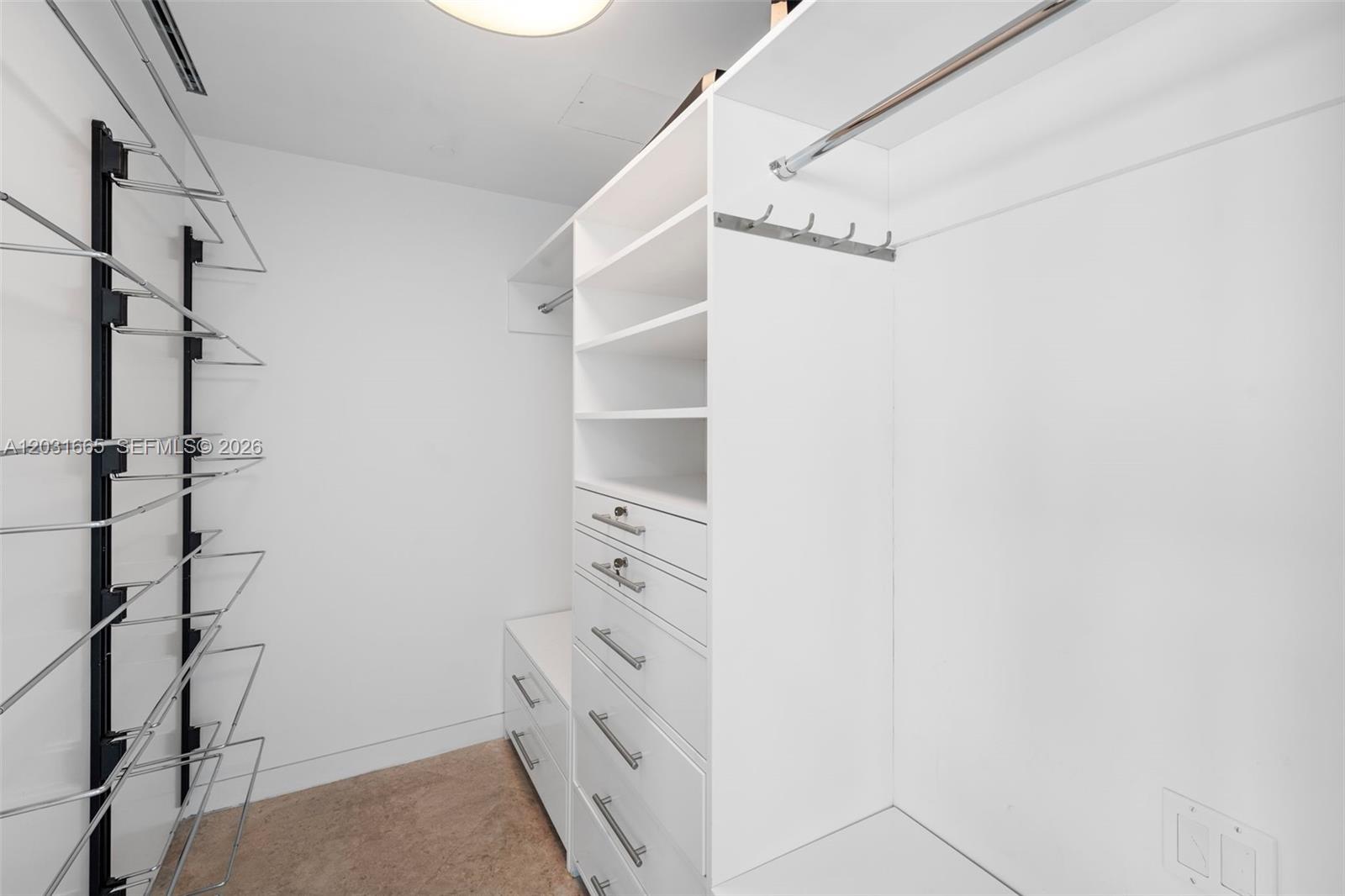 1643 Brickell Ave #4102 Miami, FL 33129