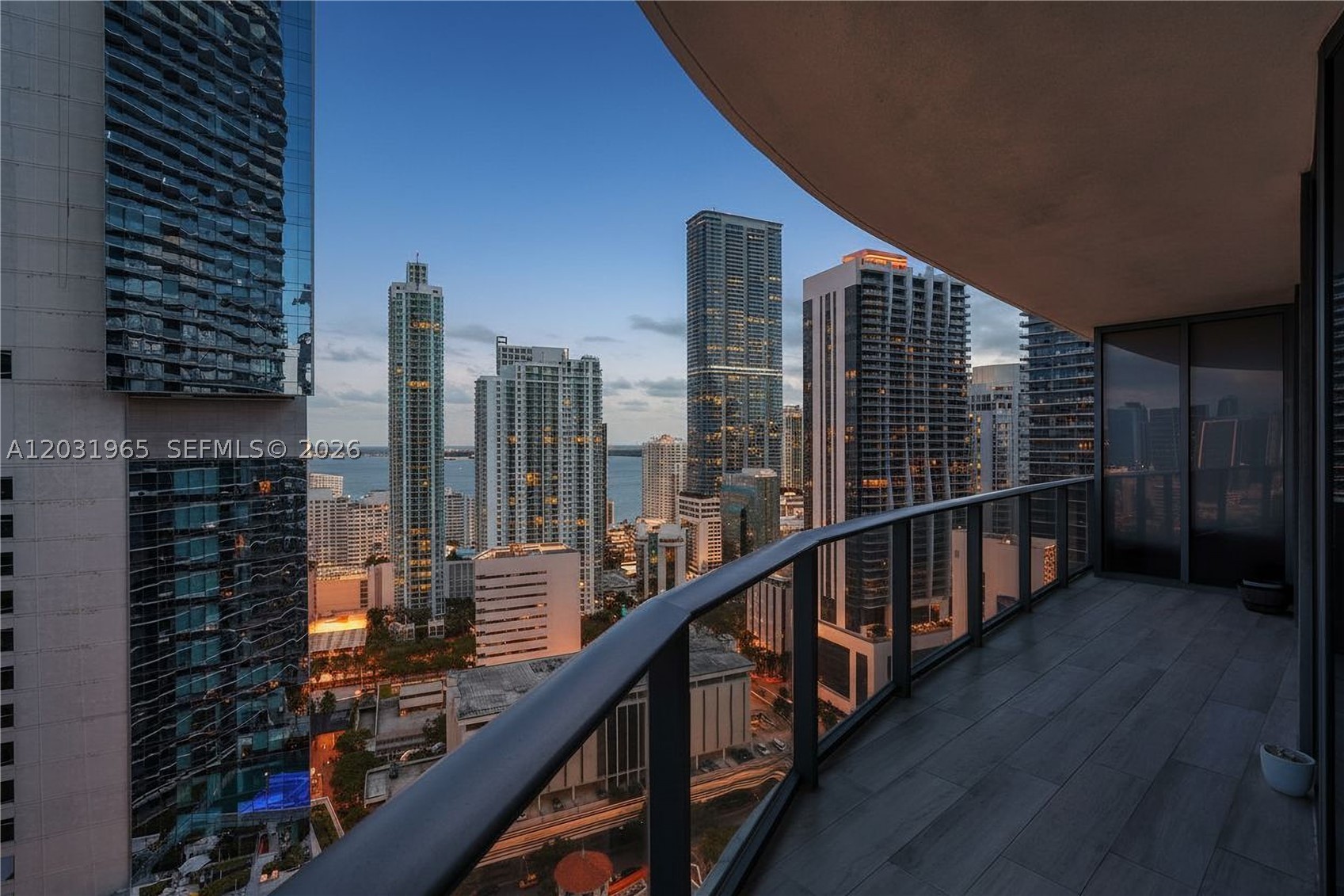 image Brickell Heights East28