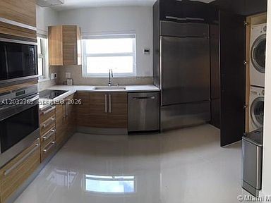 3 Farrey Ln #3 Miami Beach, FL 33139