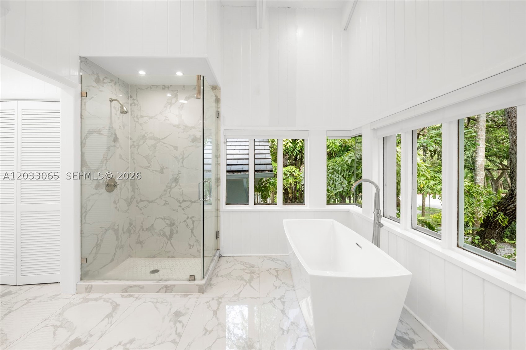 5600 Oakwood Coral Gables, FL 33156