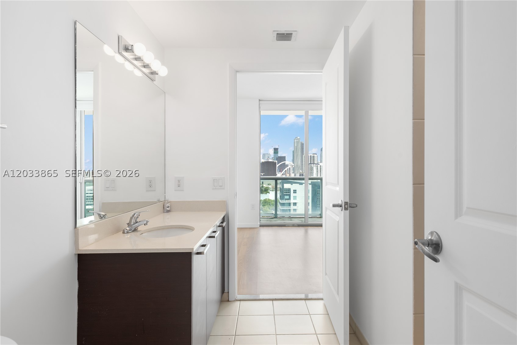 image Gallery Art Condos17