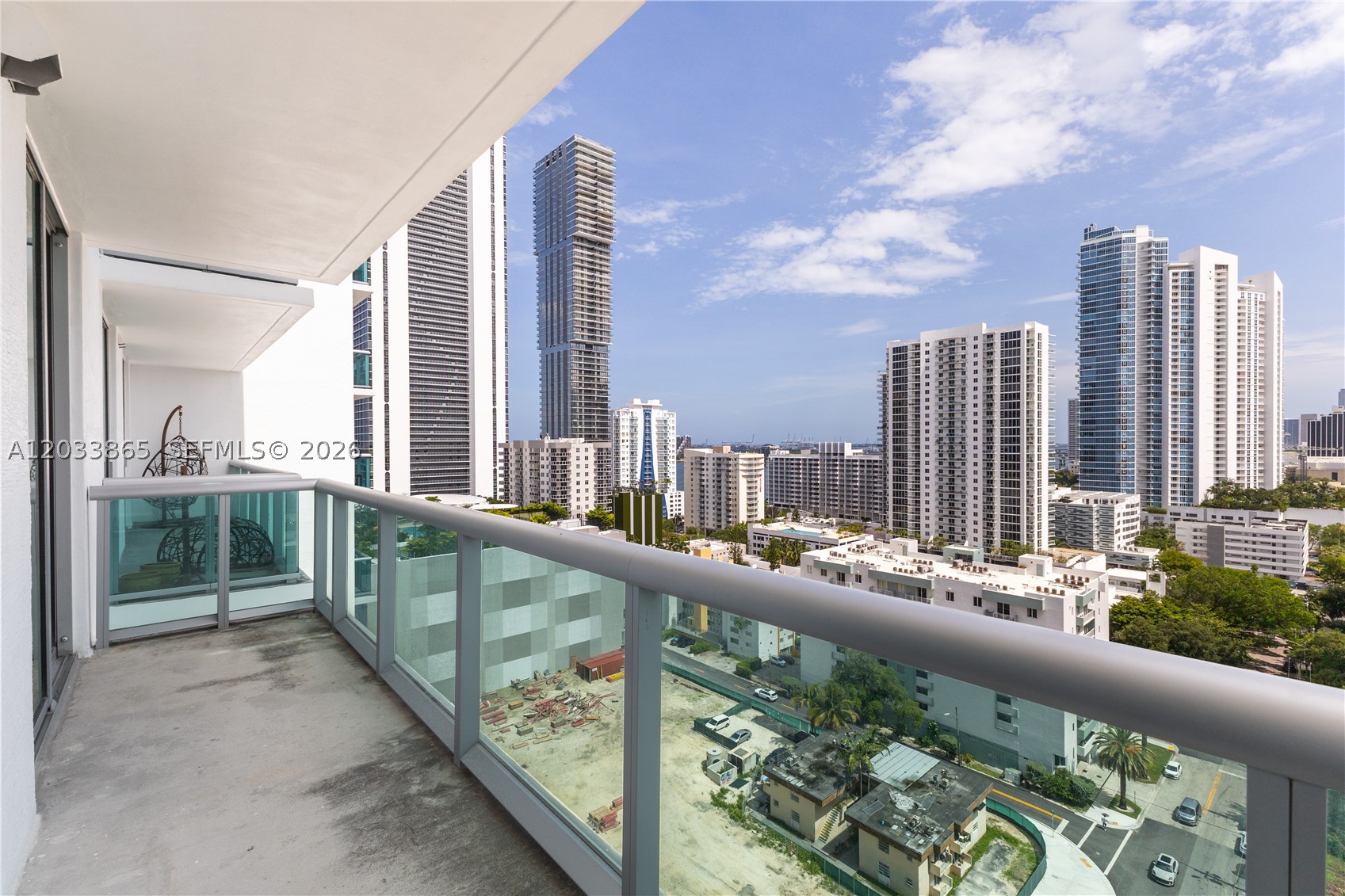 image Gallery Art Condos22