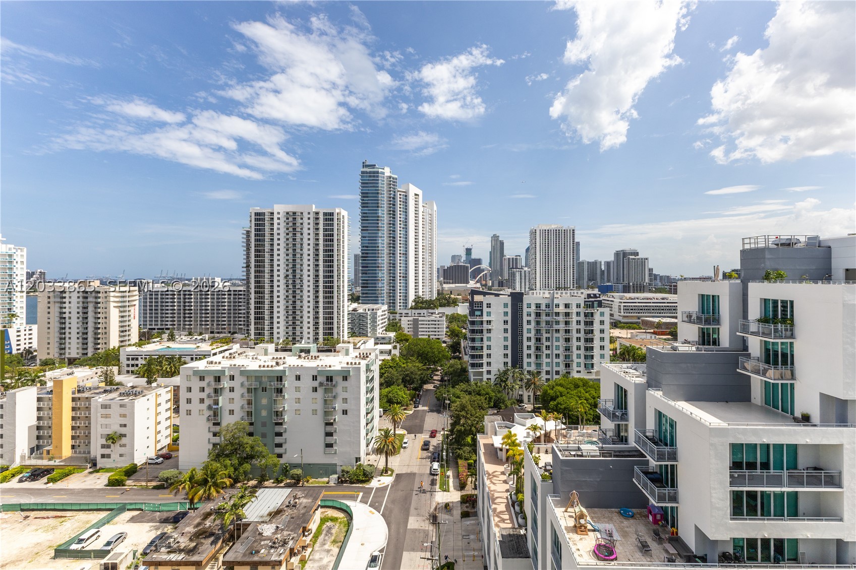 image Gallery Art Condos26