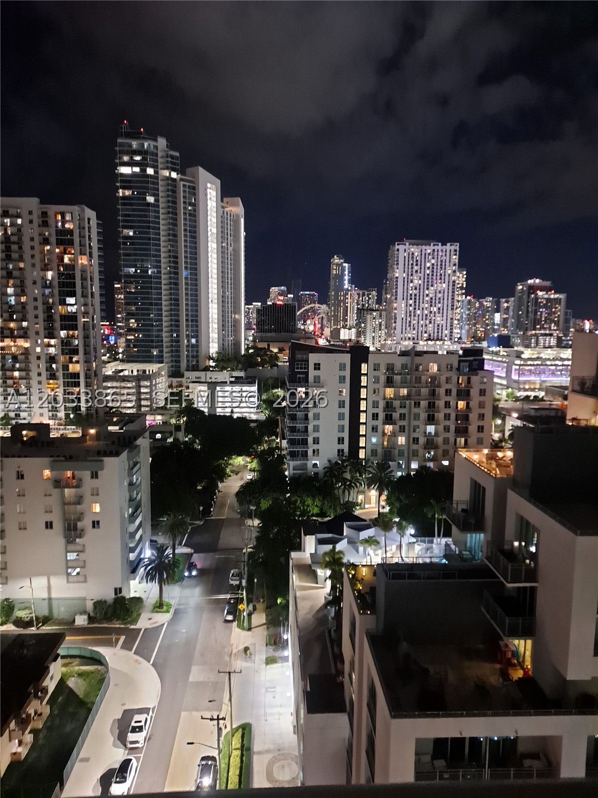 image Gallery Art Condos30