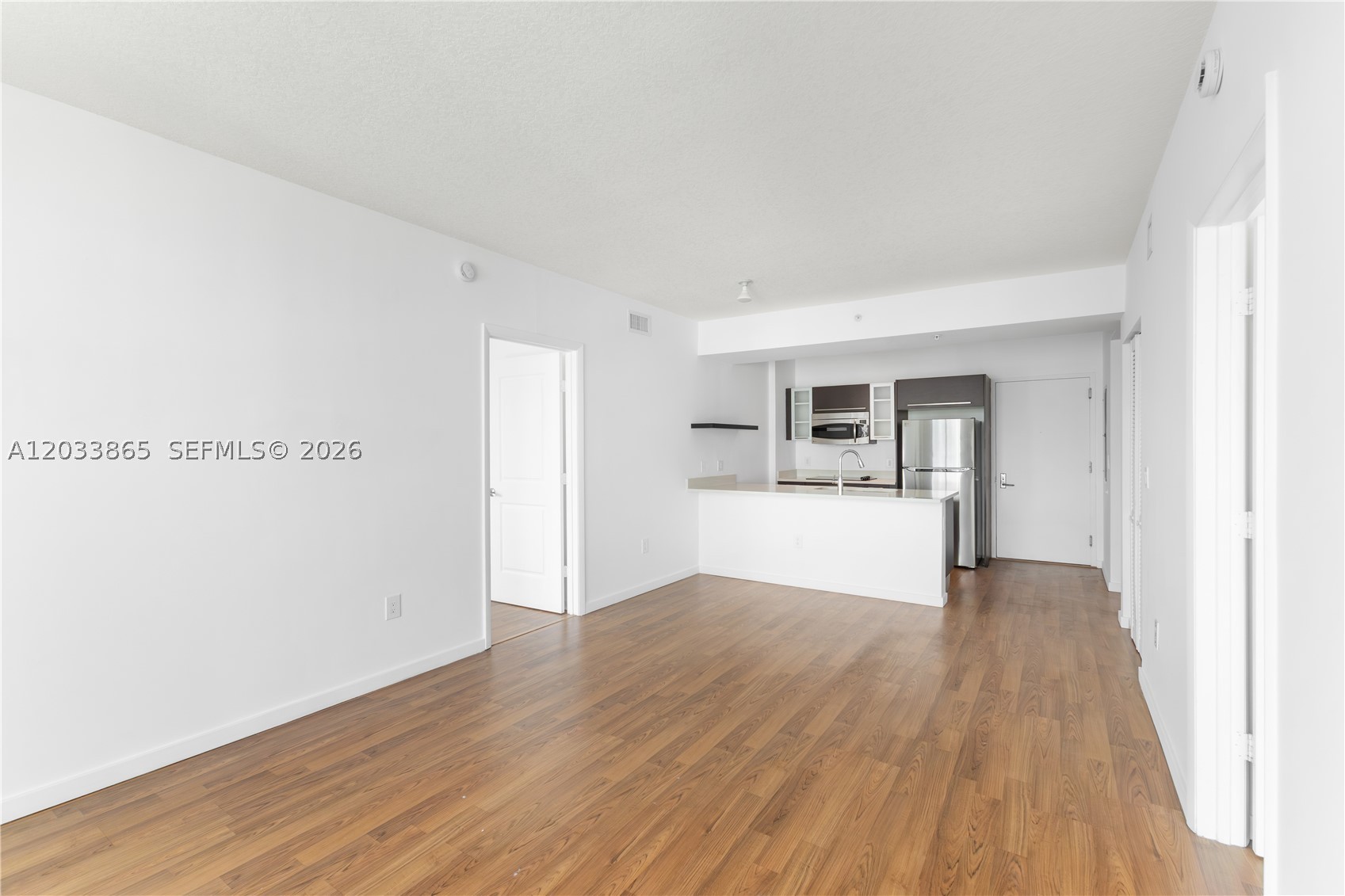 image Gallery Art Condos4