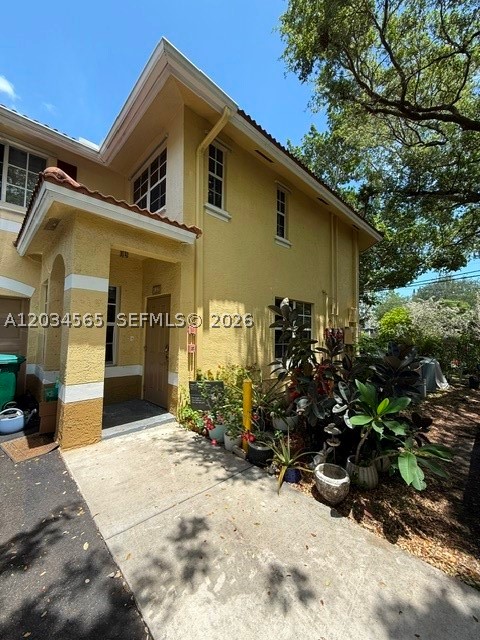 8900 NE 8th Ave #1109