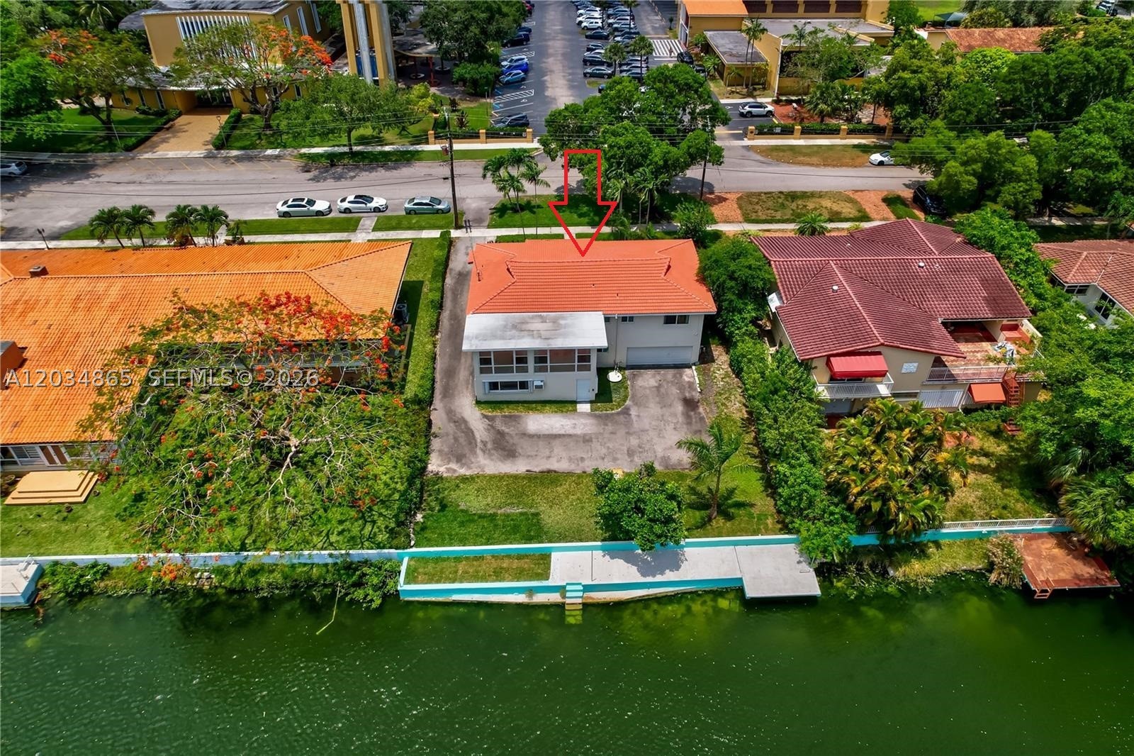 424 NE 105th St Miami Shores, FL 33138