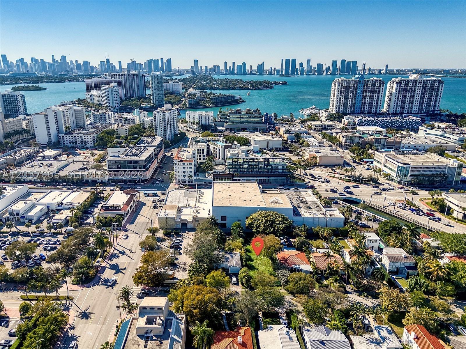 1728 Lenox Ave Miami Beach, FL 33139