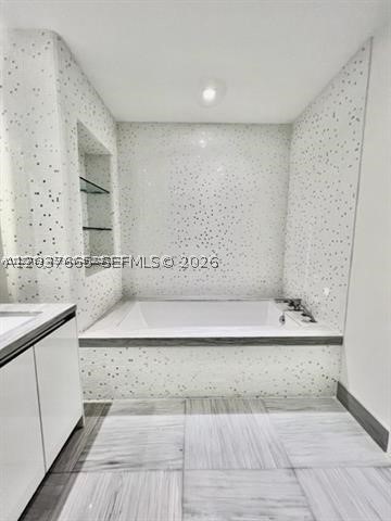 image Jade Signature15