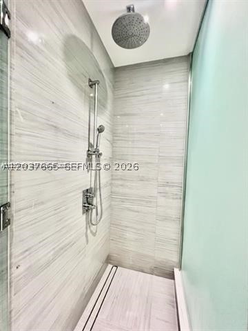 image Jade Signature16