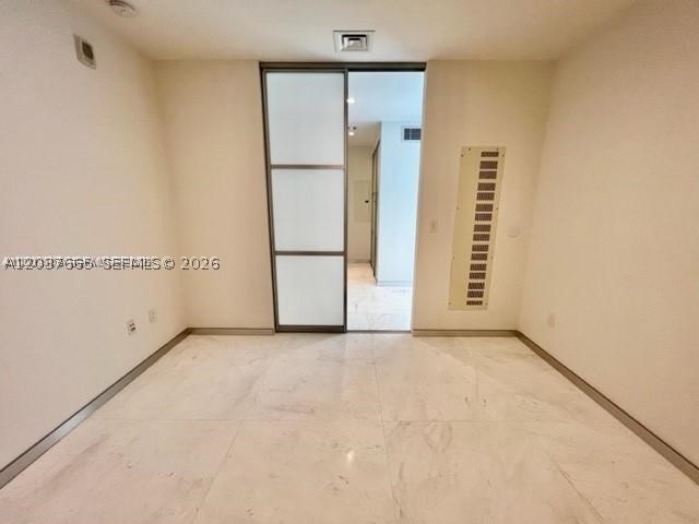 image Jade Signature22