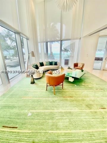 image Jade Signature33