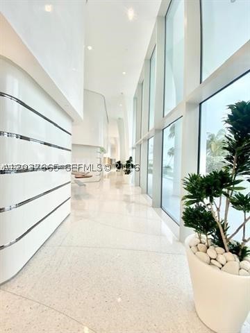 image Jade Signature39
