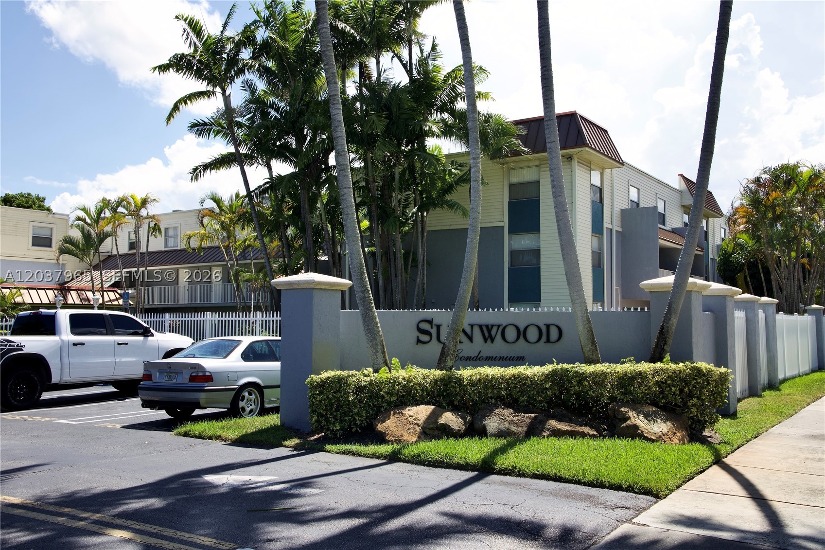 4600 SW 67th Ave #127 Miami, FL 33155