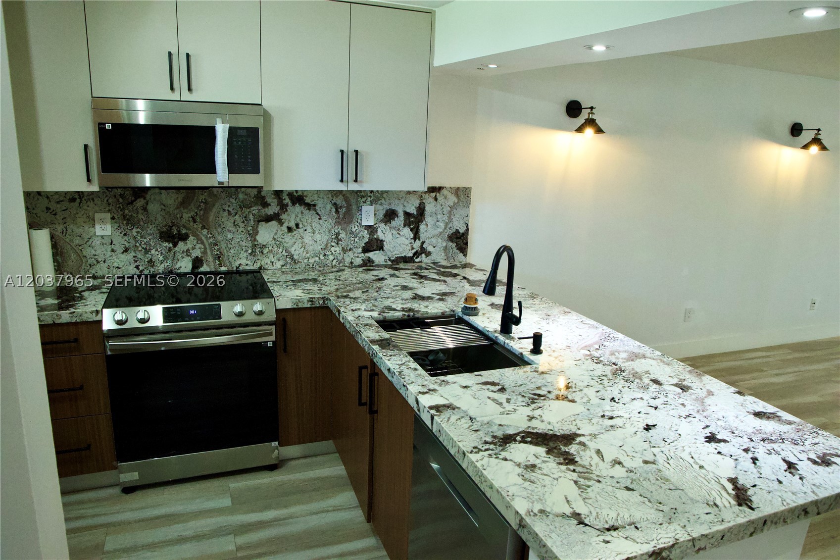 4600 SW 67th Ave #127 Miami, FL 33155