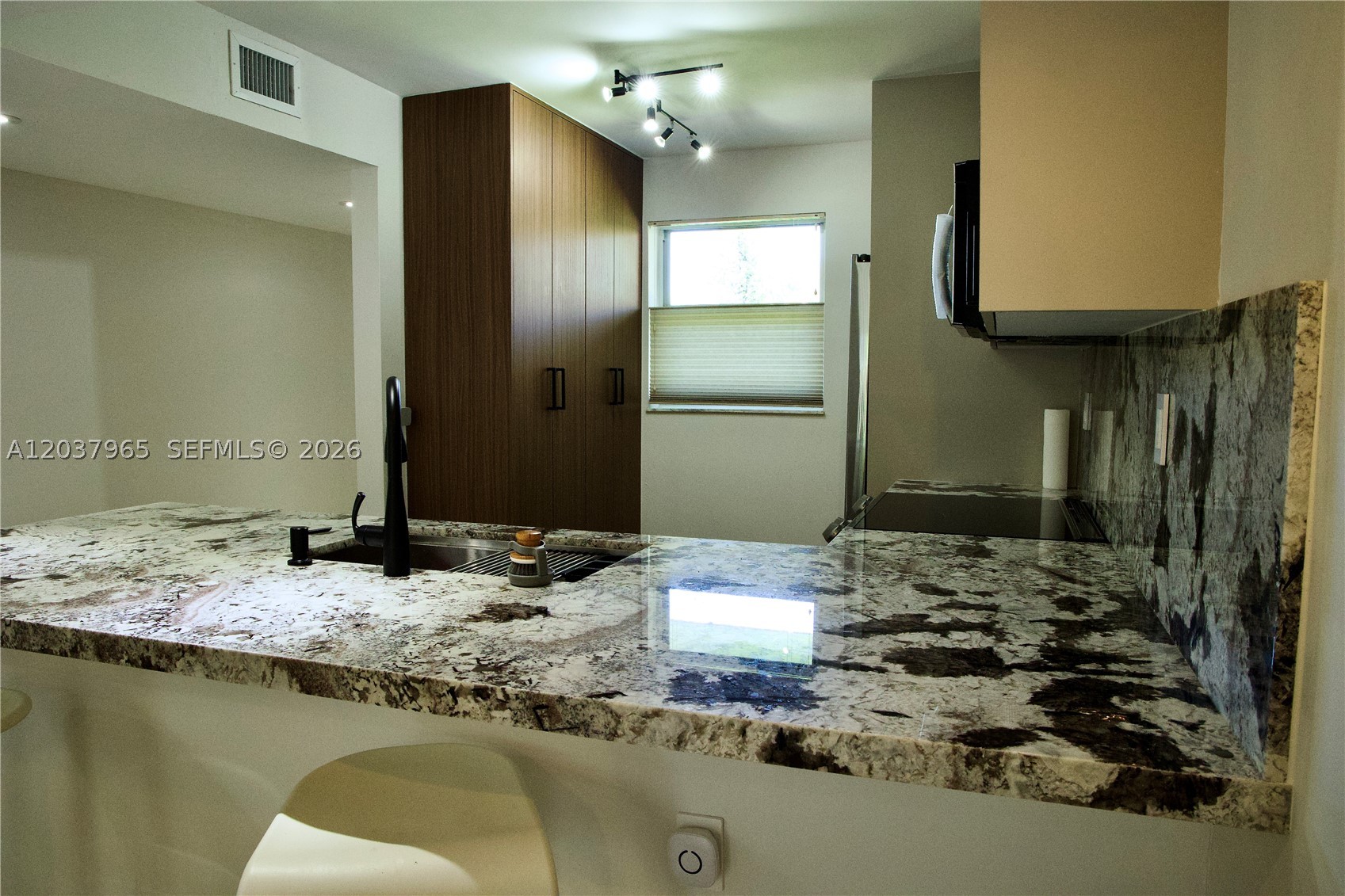 4600 SW 67th Ave #127 Miami, FL 33155