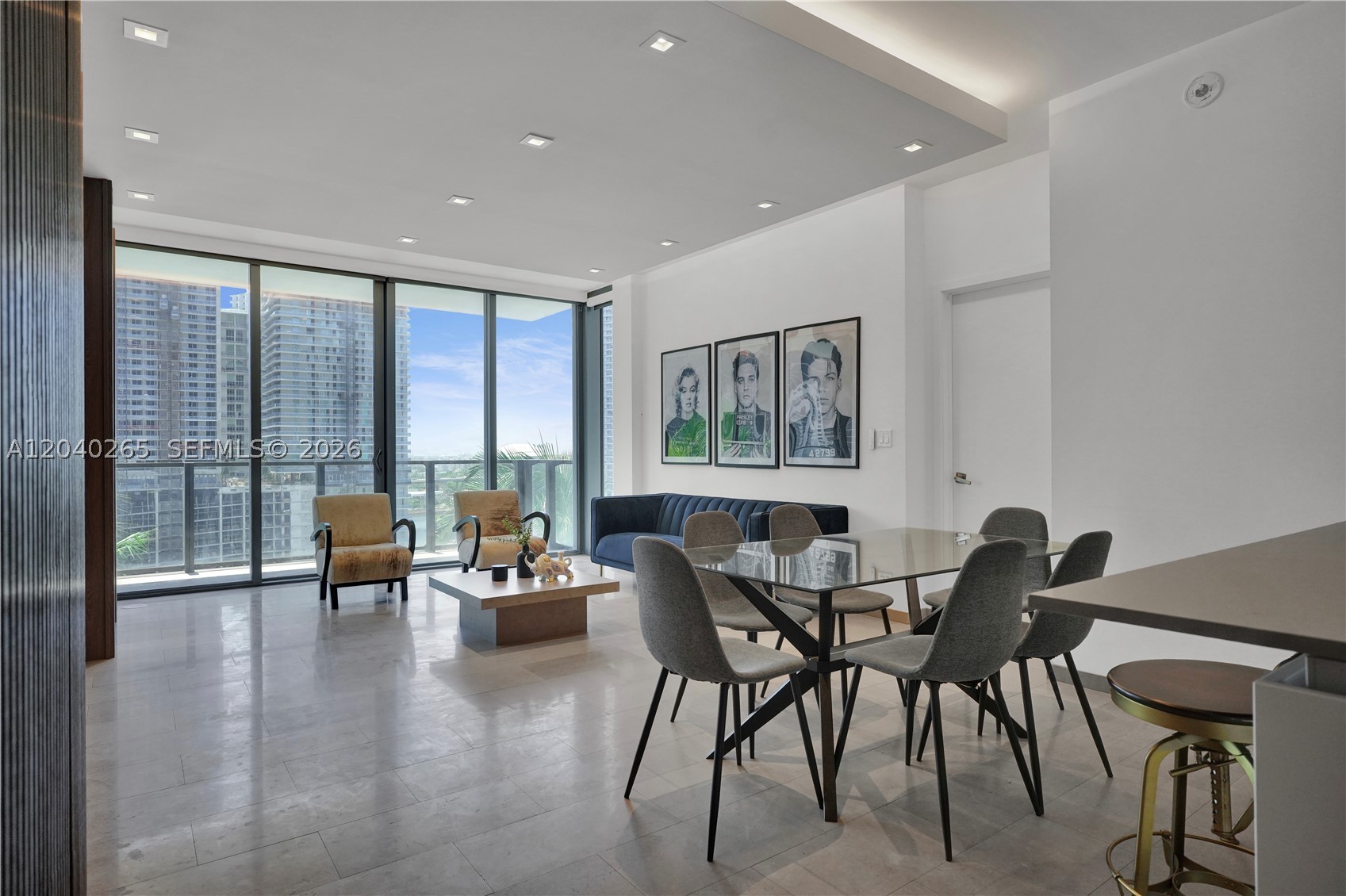68 SE 6th St #1004 Miami, FL 33131