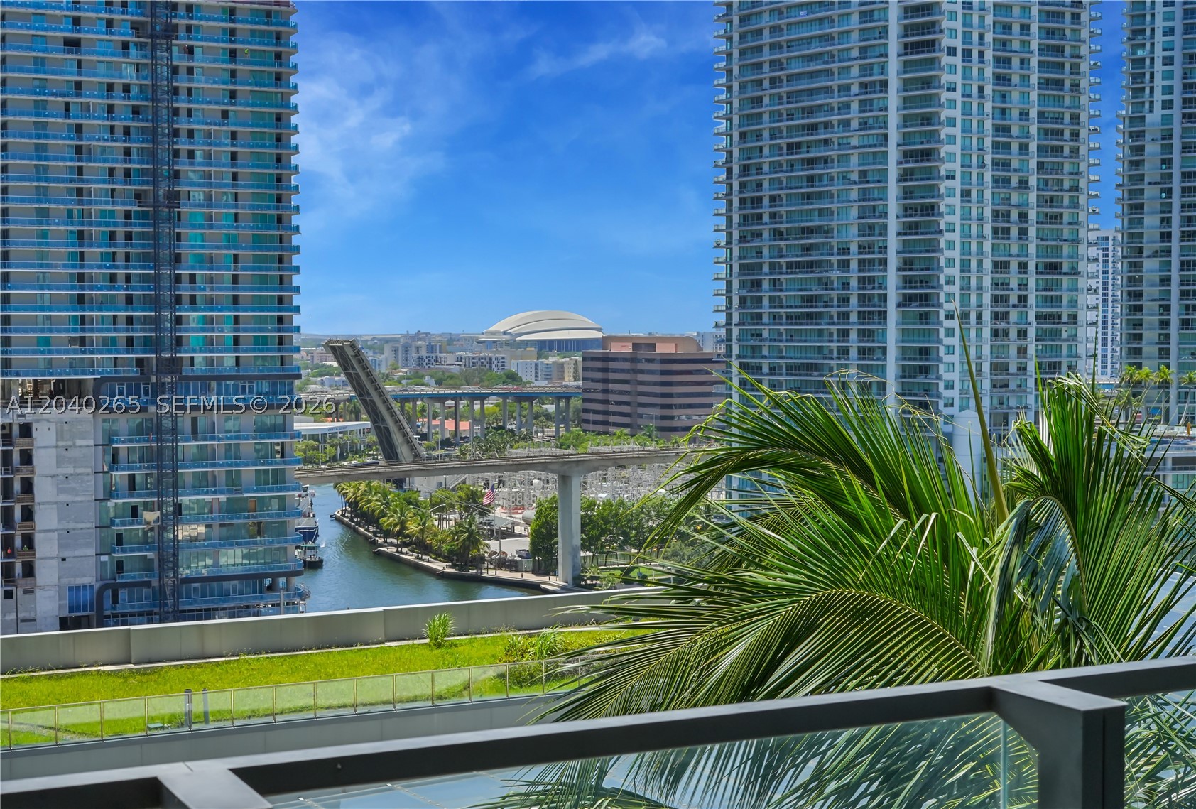68 SE 6th St #1004 Miami, FL 33131
