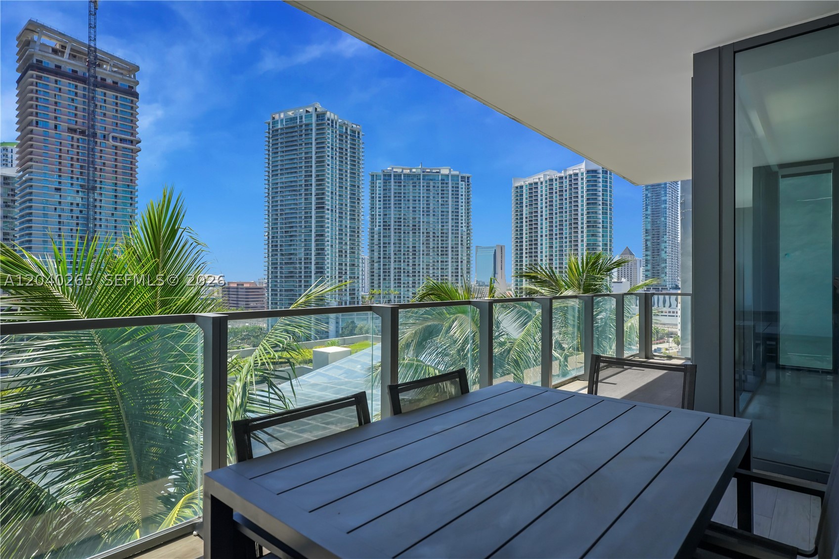 68 SE 6th St #1004 Miami, FL 33131