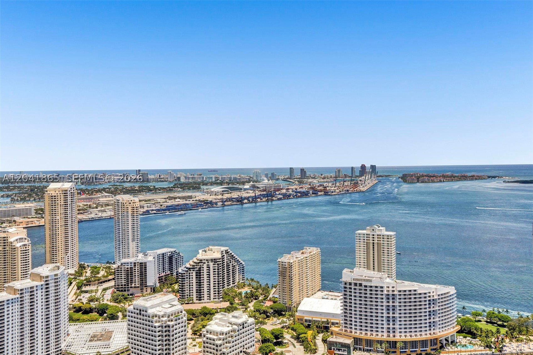 950 Brickell Bay Dr #5608 Miami, FL 33131