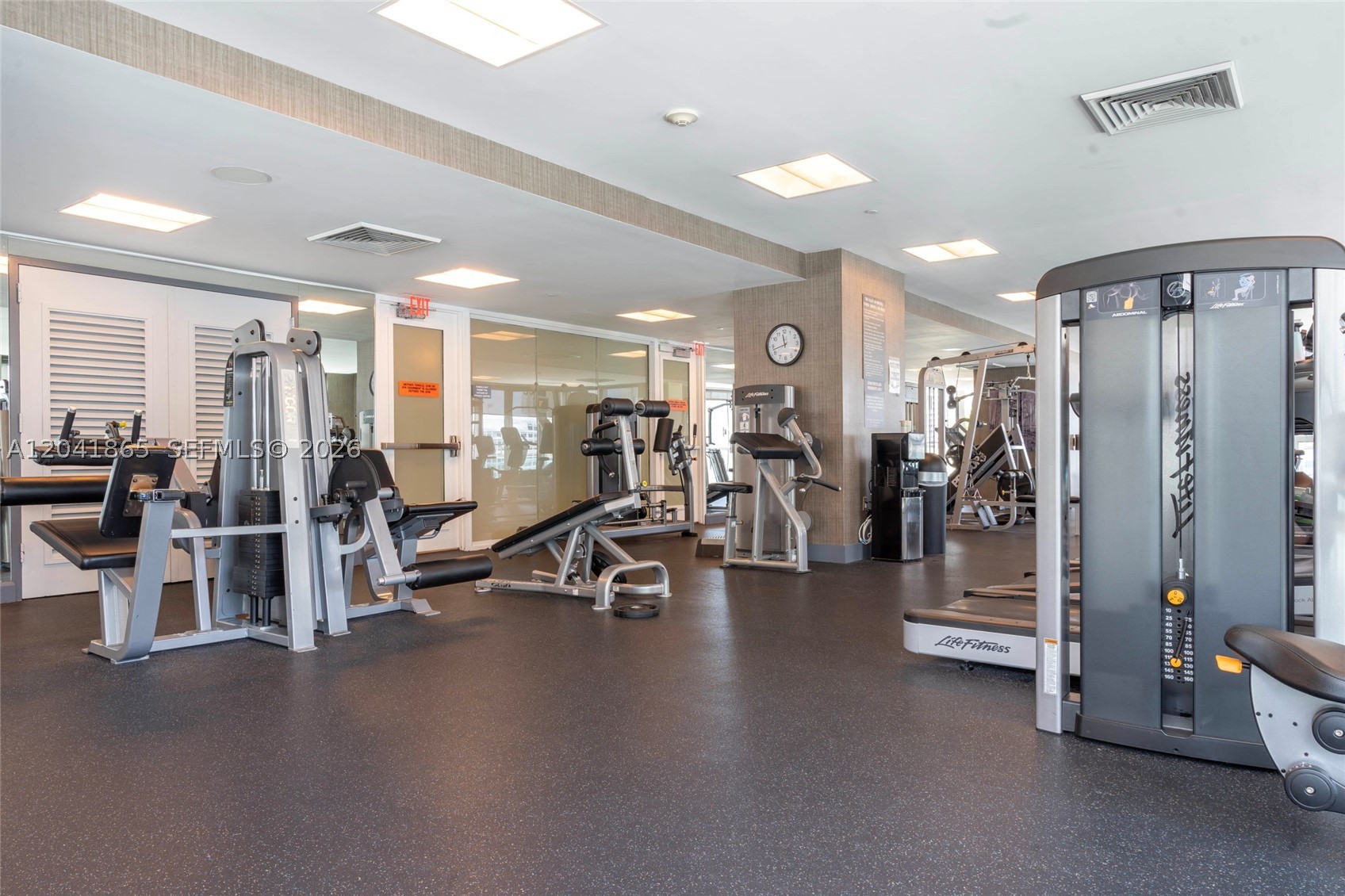 950 Brickell Bay Dr #5608 Miami, FL 33131