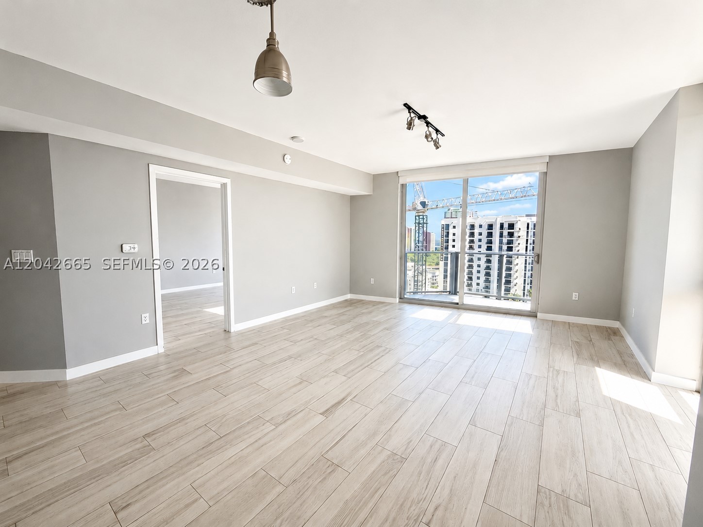 image Brickell Ten1