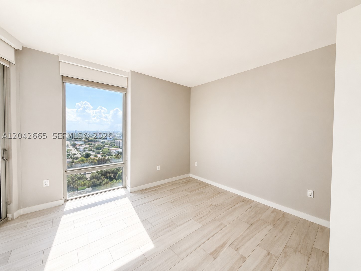 image Brickell Ten7