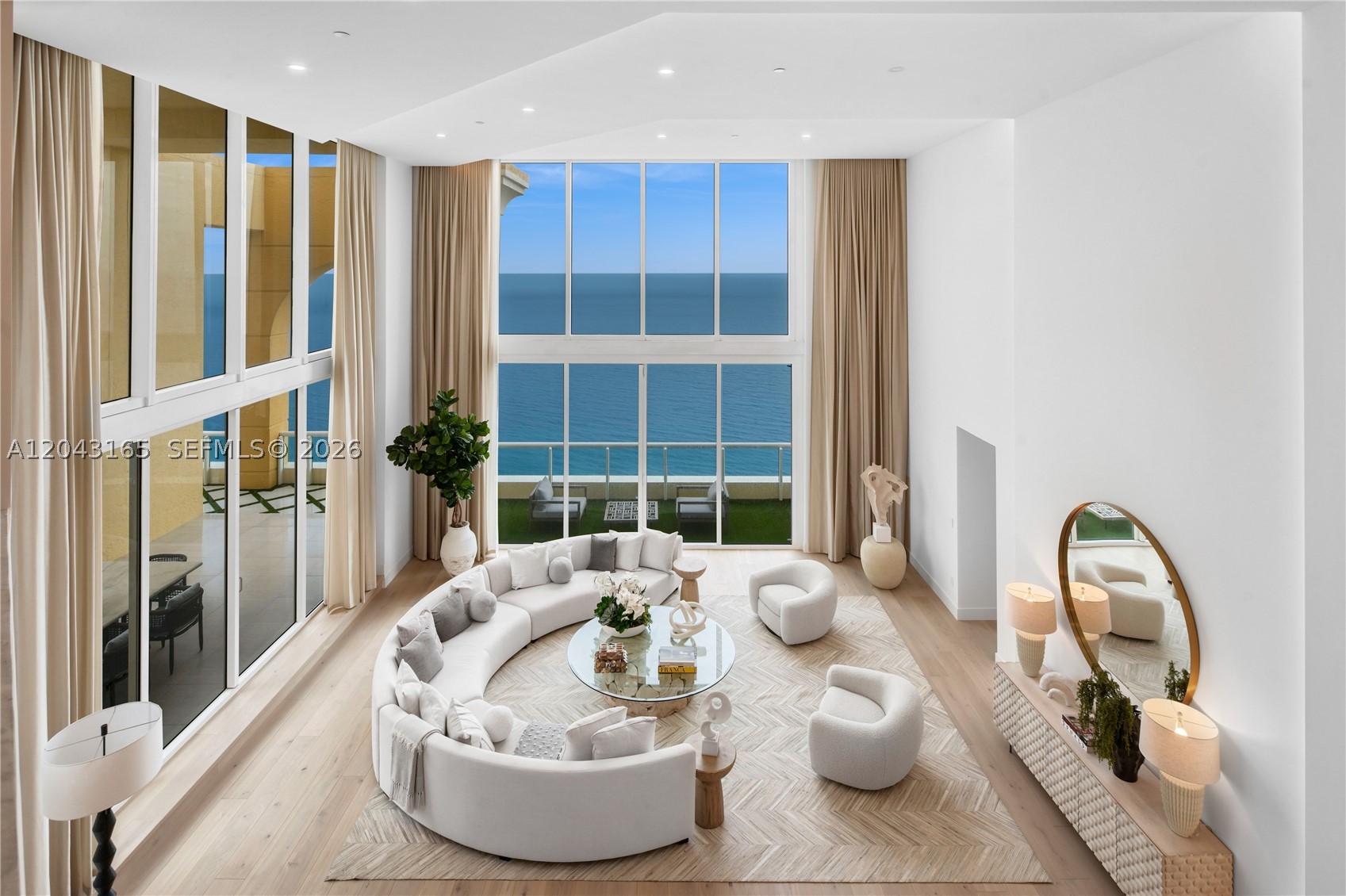 image Acqualina Residences0