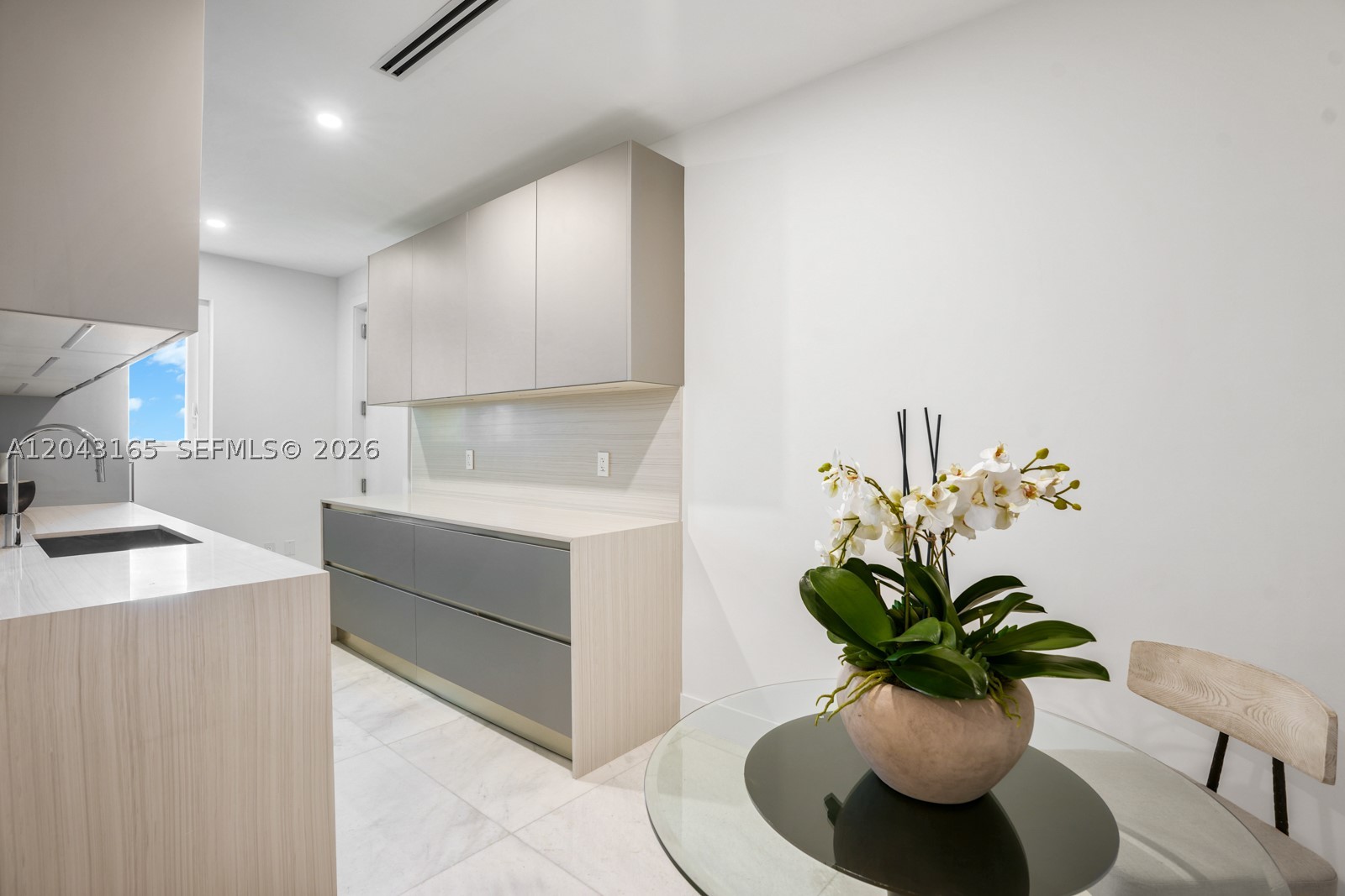 17875 Collins Ave #PH5002 Sunny Isles Beach, FL 33160