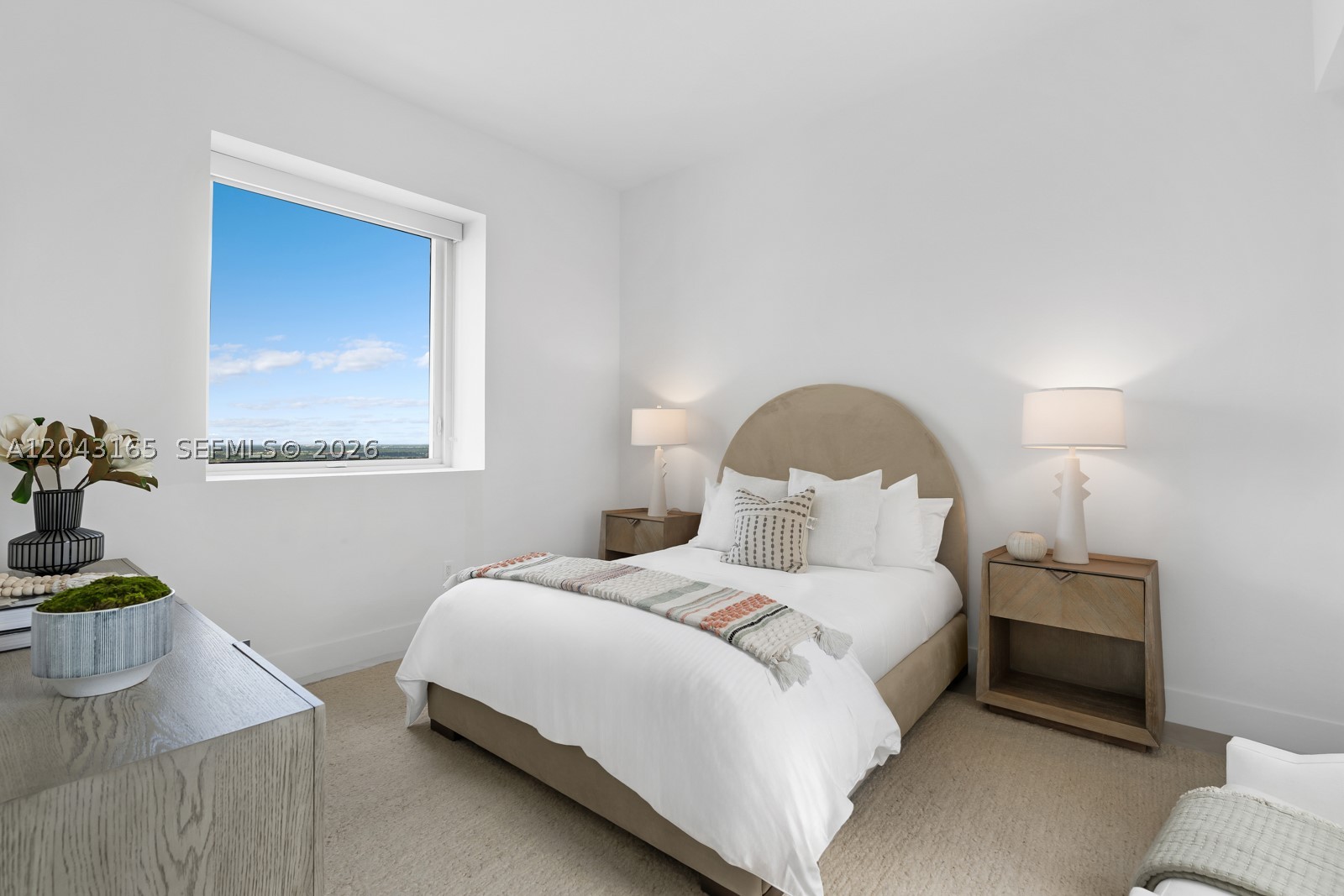 17875 Collins Ave #PH5002 Sunny Isles Beach, FL 33160
