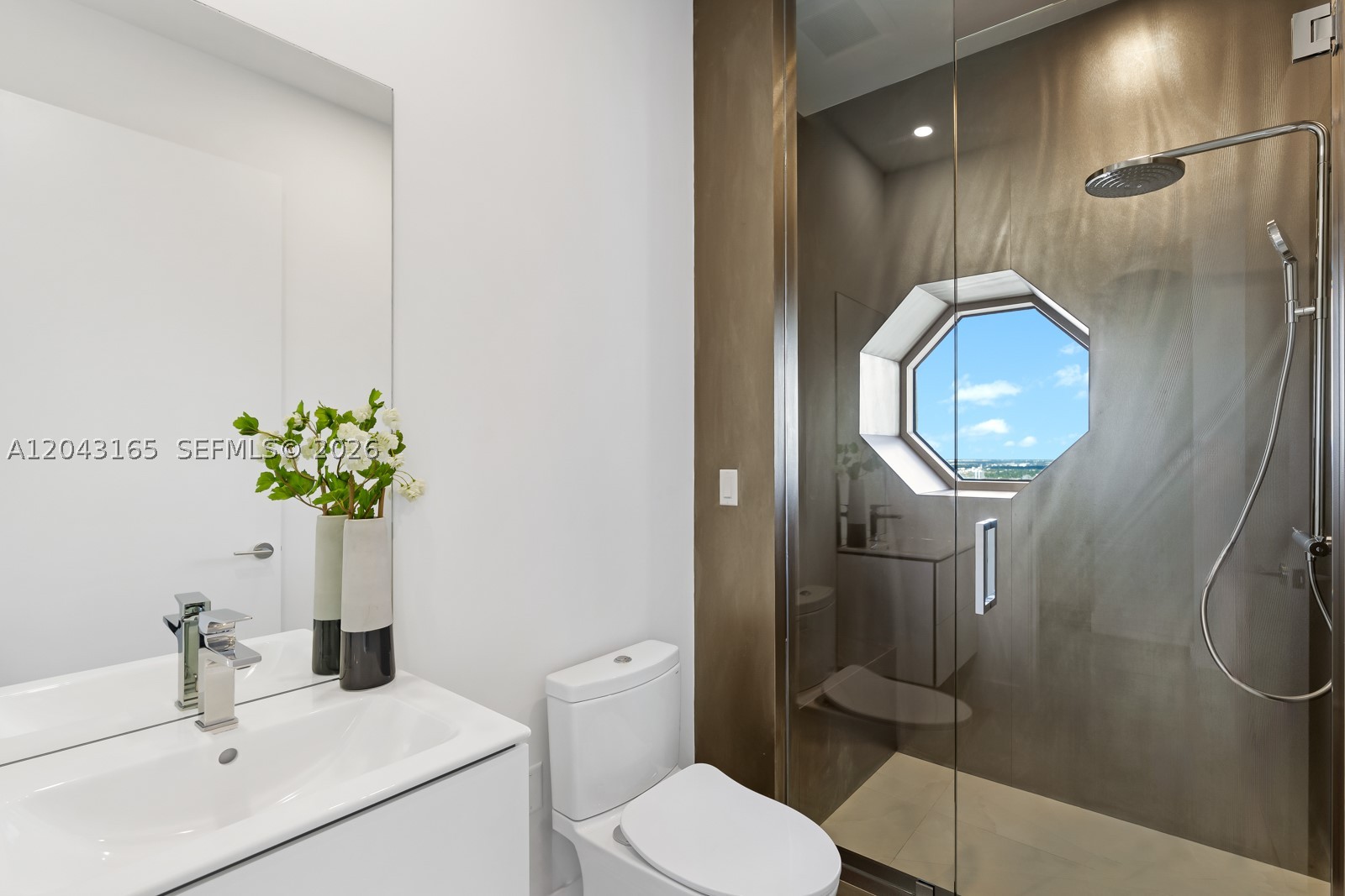 17875 Collins Ave #PH5002 Sunny Isles Beach, FL 33160