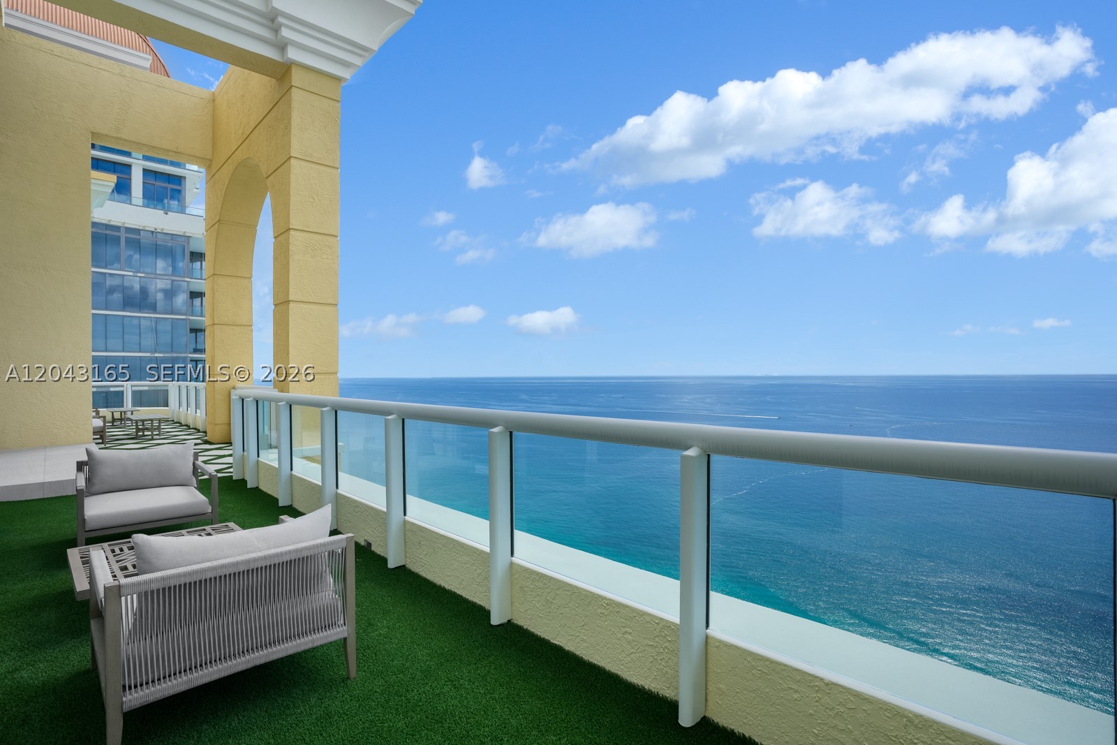 17875 Collins Ave #PH5002 Sunny Isles Beach, FL 33160