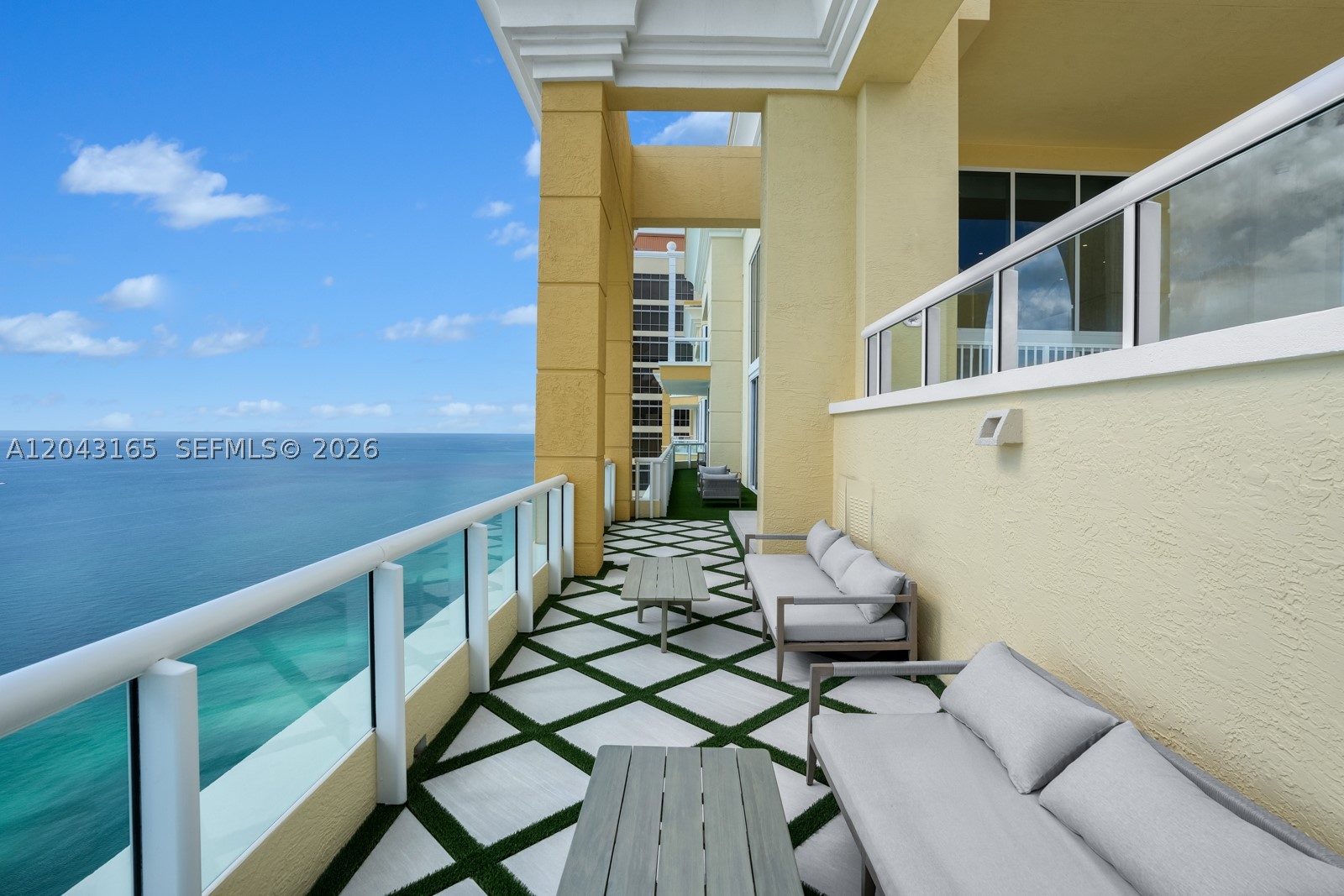 17875 Collins Ave #PH5002 Sunny Isles Beach, FL 33160