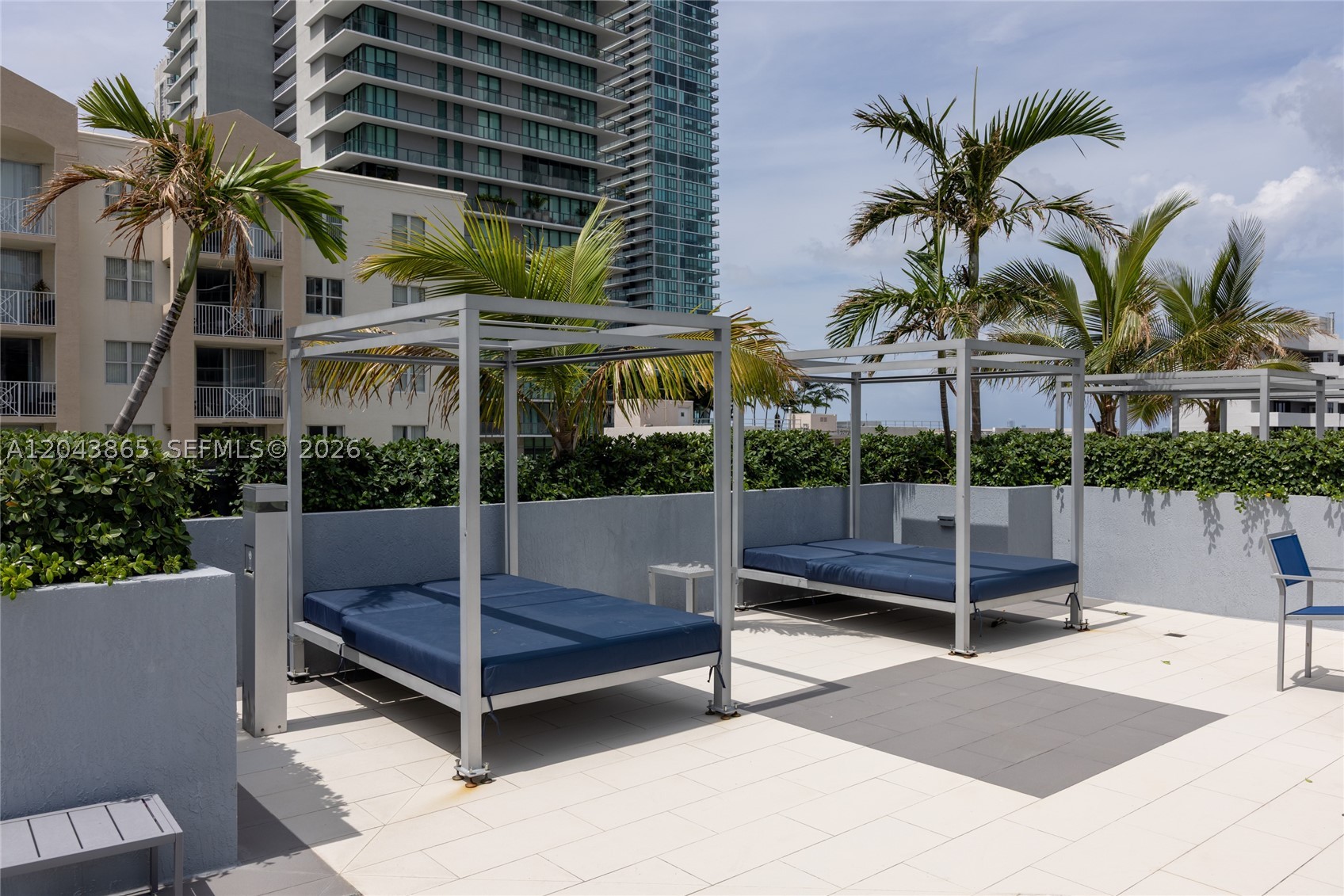 480 NE 30th St #1507 Miami, FL 33137