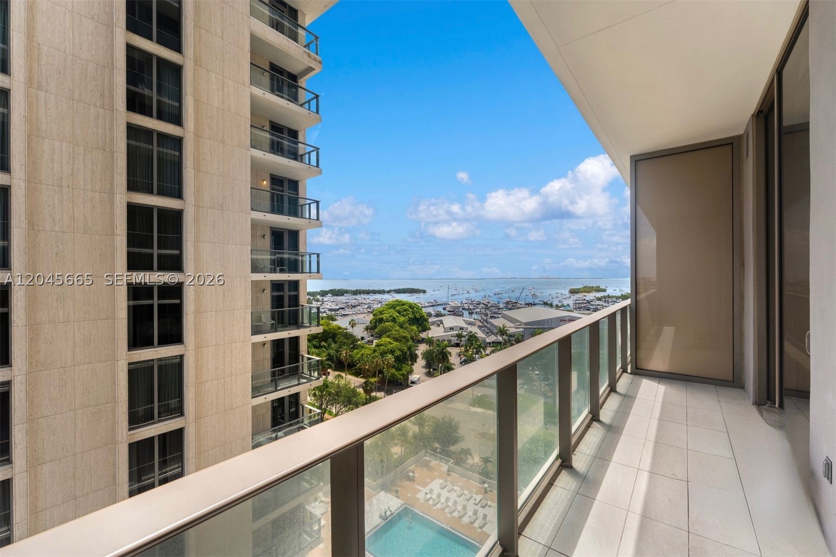 image Mr. C Residences | Bayshore13