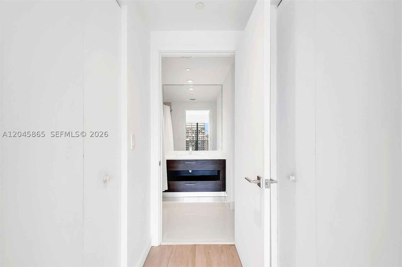 image Brickell Heights West18