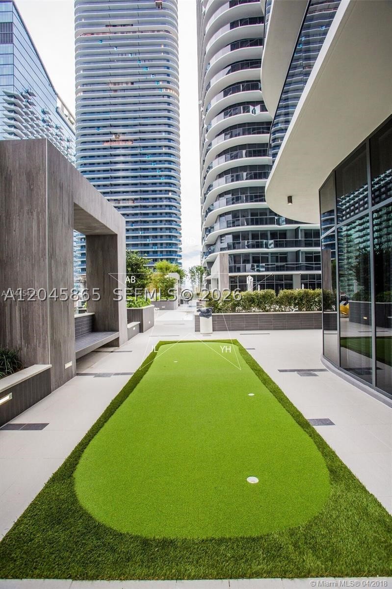 image Brickell Heights West36